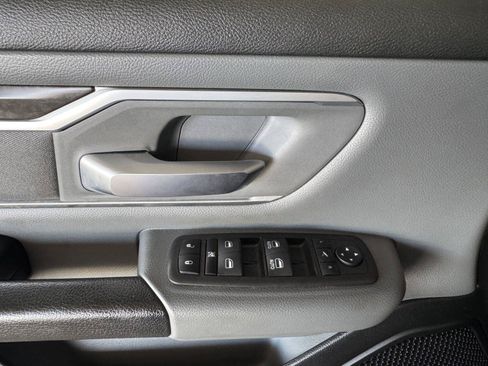 Used 2022 RAM 1500 Big Horn AWD/4WD image 27