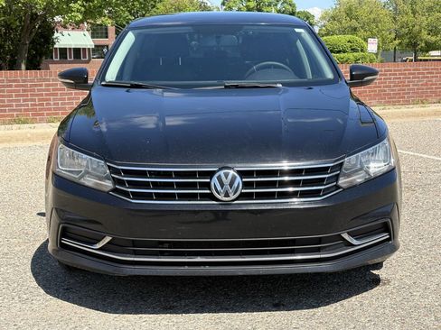 Used 2016 Volkswagen Passat 1.8T S image 4