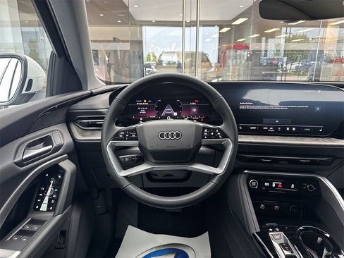 New 2025 Audi Q5 Premium image 14