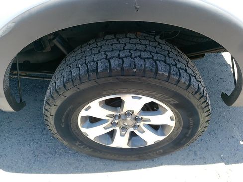 Used 2013 Ford F150 FX4 w/ Mid Equipment Group AWD/4WD image 39
