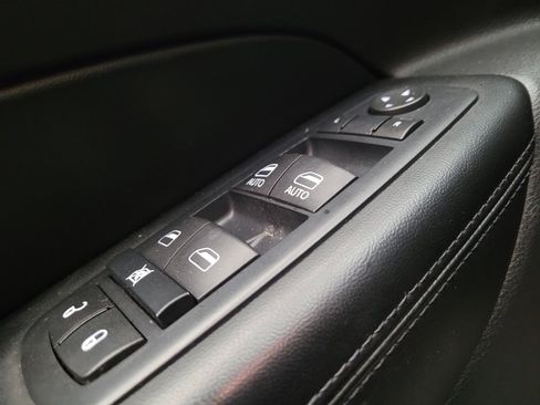 Used 2016 Jeep Grand Cherokee Laredo w/ Quick Order Package 23E RWD image 27