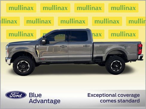 Certified 2025 Ford F250 Lariat w/ Tremor Off-Road Package AWD/4WD image 13