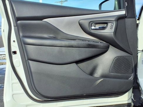 Used 2019 Nissan Murano SL w/ Cargo Package image 19