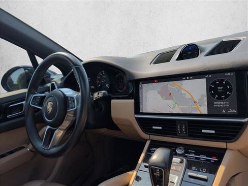 Used 2020 Porsche Cayenne AWD/4WD image 23