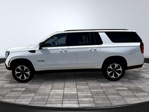 New 2026 GMC Yukon XL AT4 w/ AT4 Premium Package AWD/4WD image 15