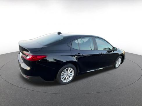Used 2025 Toyota Camry LE image 15