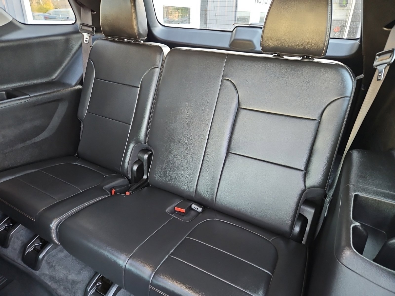 Used 2021 Chevrolet Traverse LT w/ LT Premium Package FWD image 17