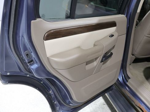 Used 2004 Ford Explorer Eddie Bauer AWD/4WD image 21