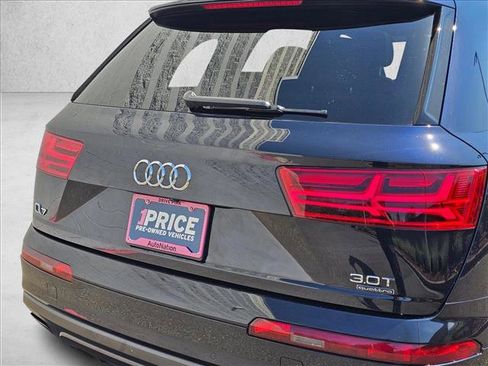 Used 2018 Audi Q7 3.0T Prestige AWD/4WD image 12