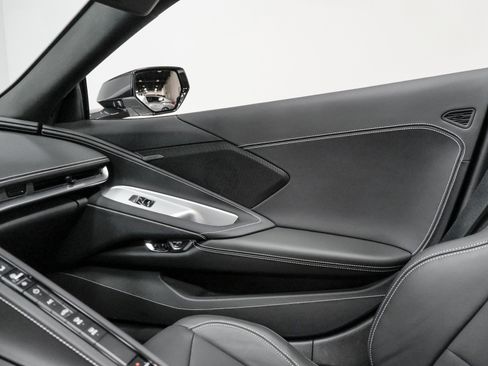 Used 2023 Chevrolet Corvette Stingray Convertible w/1LT w/ Z51 Performance Package image 48