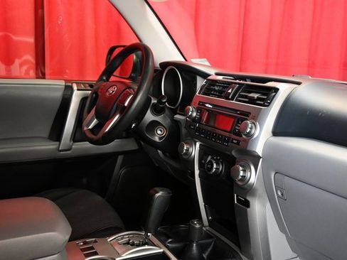 Used 2012 Toyota 4Runner SR5 image 12