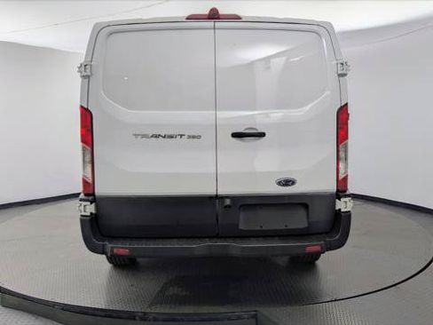 Used 2017 Ford Transit 350 130 Low Roof RWD image 7