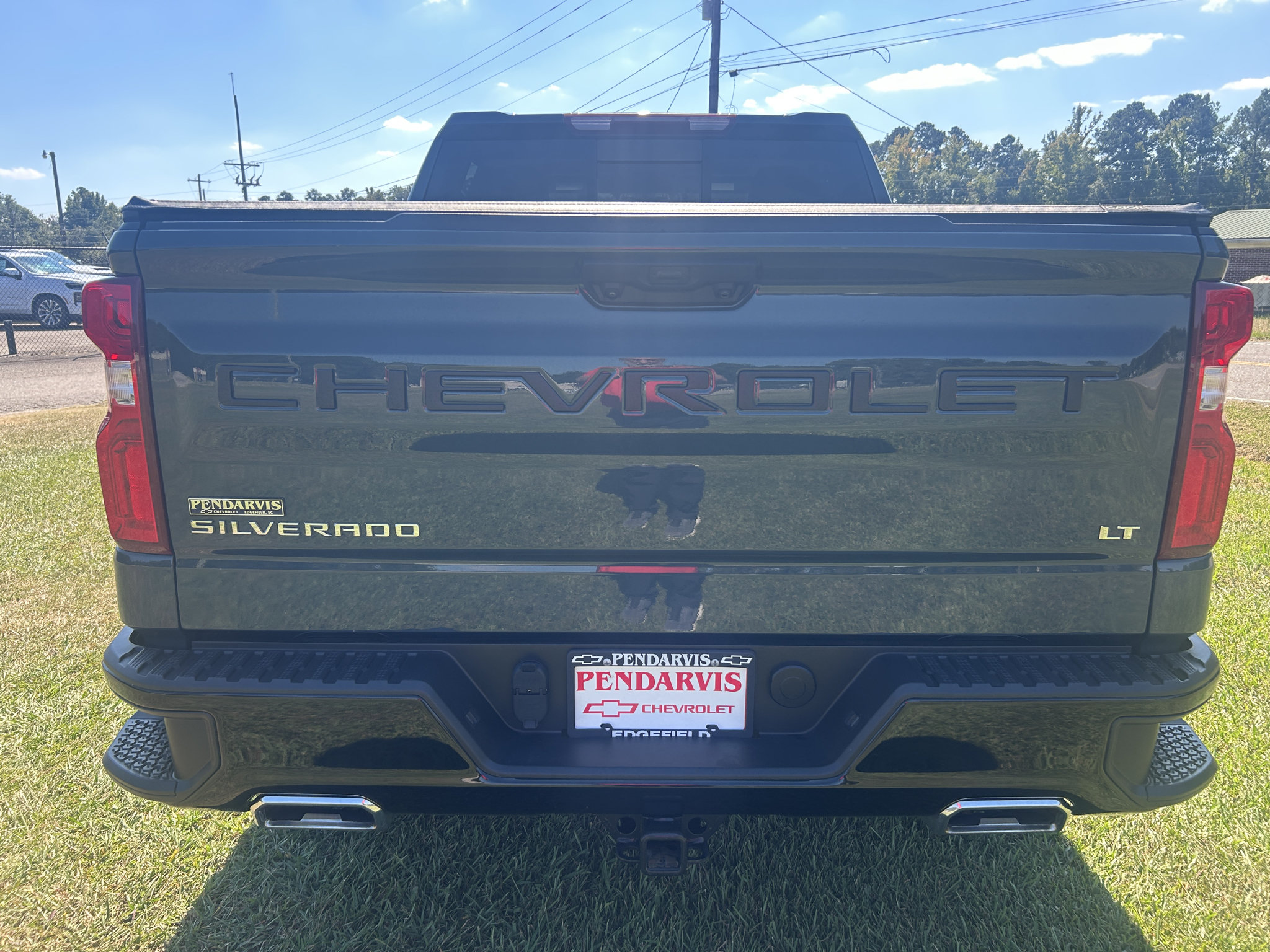 Used 2025 Chevrolet Silverado 1500 LT Trail Boss w/ Convenience Package II AWD/4WD image 13