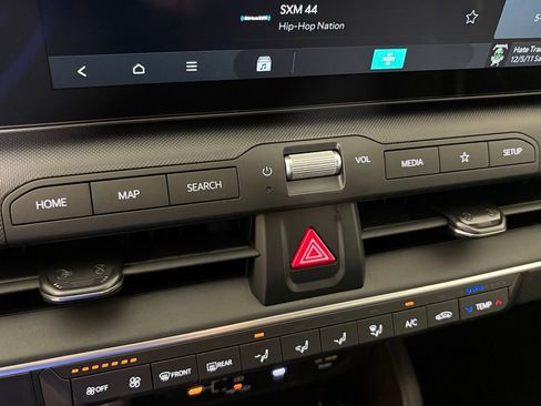 New 2026 Kia K4 FWD image 25