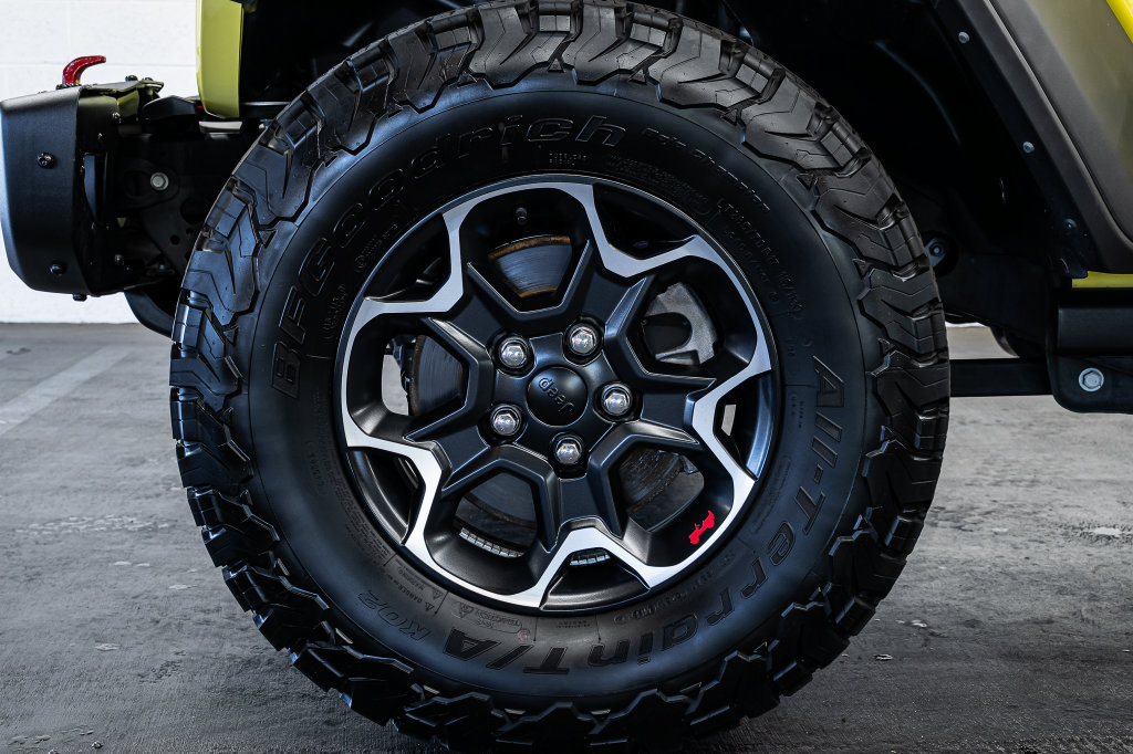 Used 2023 Jeep Wrangler Unlimited Rubicon AWD/4WD image 22