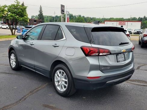 Used 2023 Chevrolet Equinox LT image 3