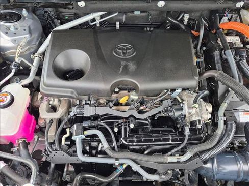 Used 2024 Toyota RAV4 XLE w/ Convenience Package AWD/4WD image 20