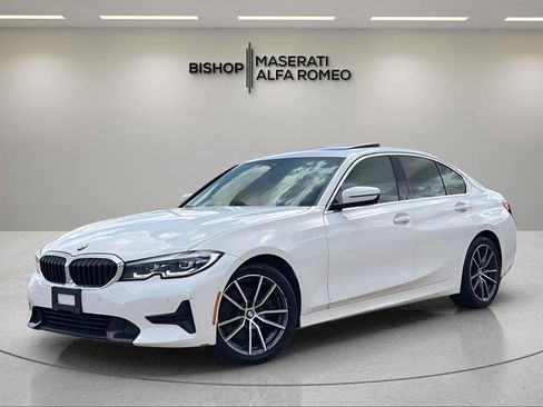 Used 2021 BMW 330i Sedan w/ Convenience Package image 4