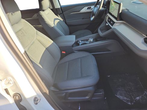 New 2026 Ford Explorer Active image 27