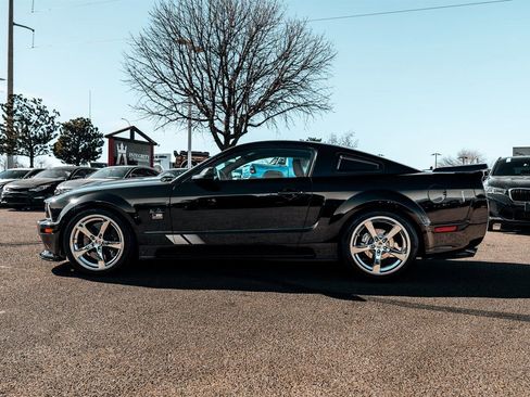Used 2007 Ford Mustang GT Premium image 4