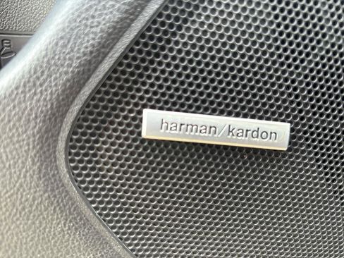 Used 2016 Subaru Outback 2.5i Limited image 18