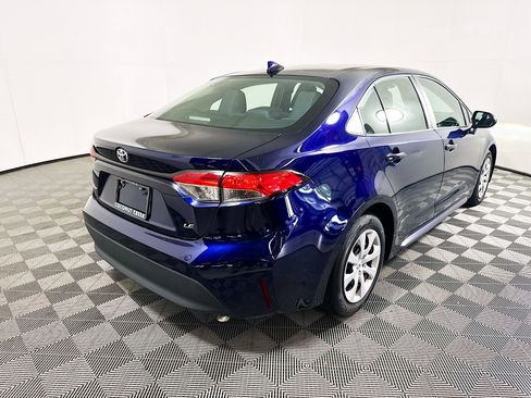 Used 2024 Toyota Corolla LE FWD image 3