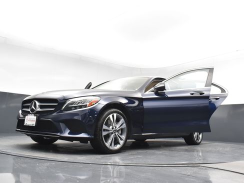 Used 2021 Mercedes-Benz C 300 4MATIC Sedan image 28