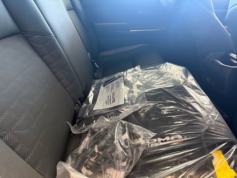 Used 2025 Toyota Tacoma TRD Off-Road w/ TRD Off Road Premium Package image 6