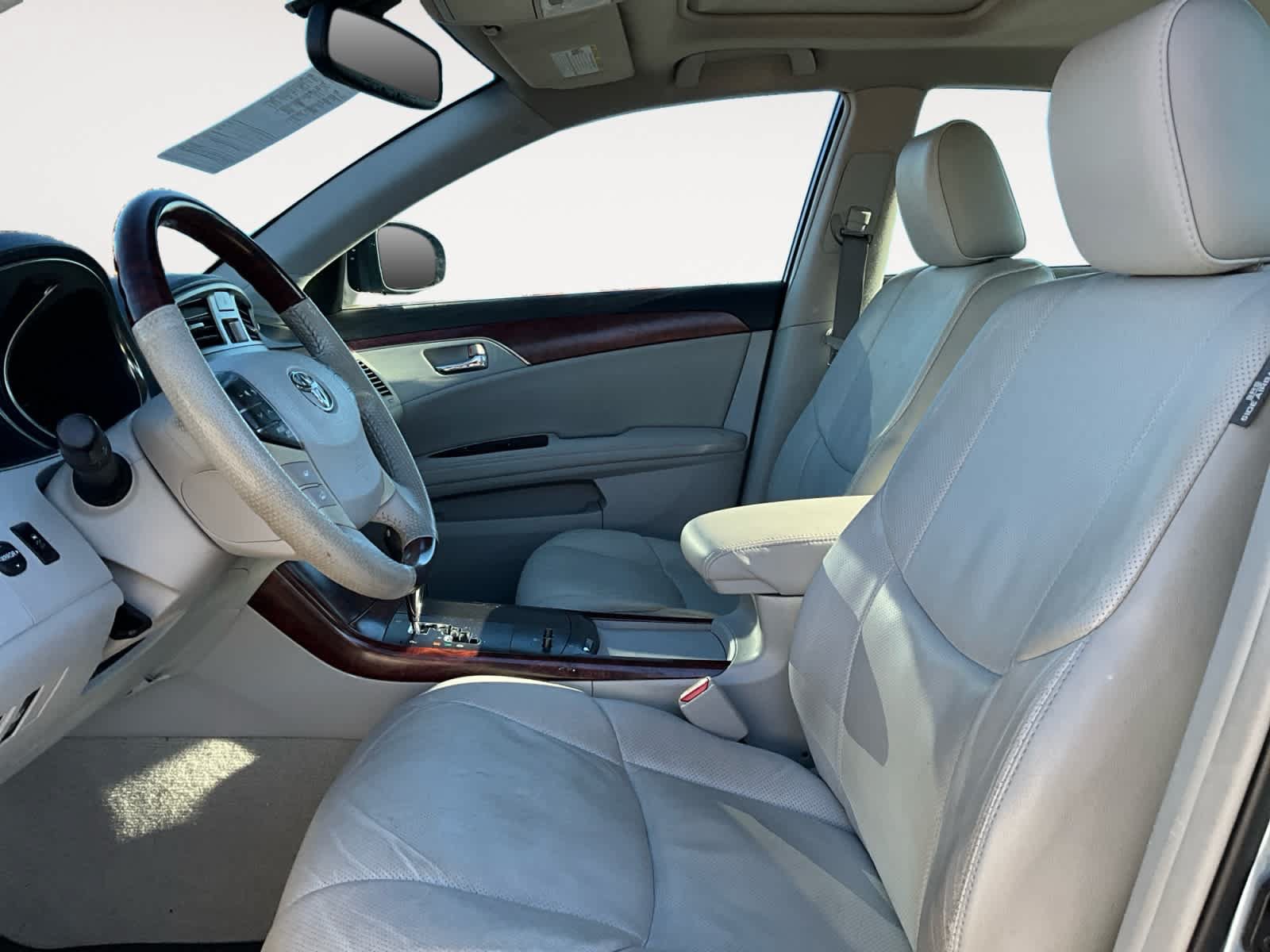 Used 2011 Toyota Avalon Limited FWD image 9