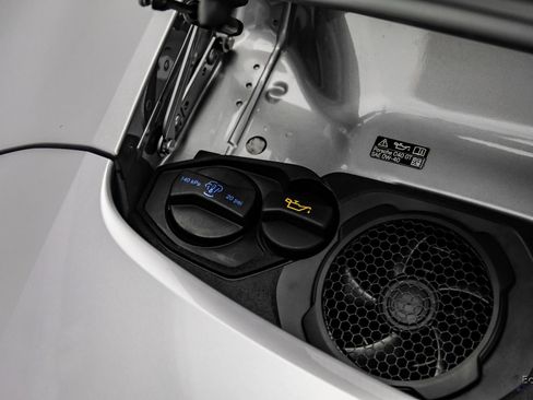 Used 2023 Porsche 911 GT3 RWD image 96