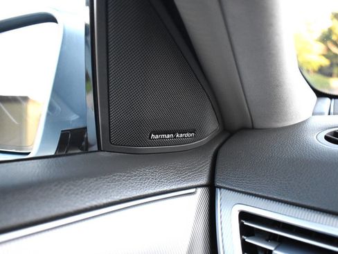 Used 2014 Mercedes-Benz E 350 Sedan image 40