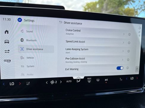 New 2025 Ford Expedition Max Platinum w/ Stealth Appearance Package image 32