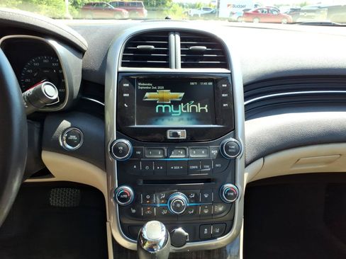 Used 2015 Chevrolet Malibu LTZ FWD image 9