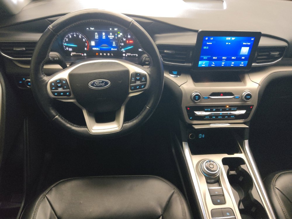 Used 2023 Ford Explorer XLT w/ Equipment Group 202A RWD image 22