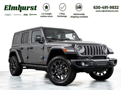 Used 2025 Jeep Wrangler Unlimited Sahara AWD/4WD image 1