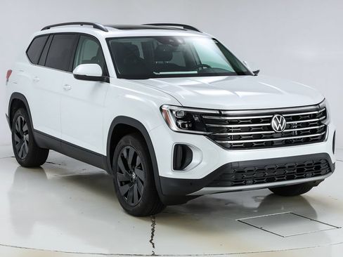 New 2026 Volkswagen Atlas SE FWD image 15