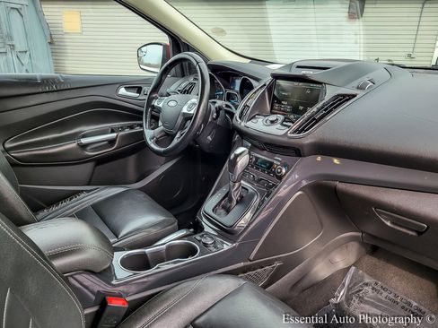 Used 2014 Ford Escape Titanium FWD image 31