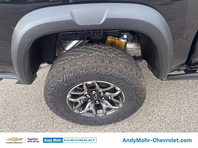 New 2026 Chevrolet Colorado ZR2 w/ Technology Package AWD/4WD image 43