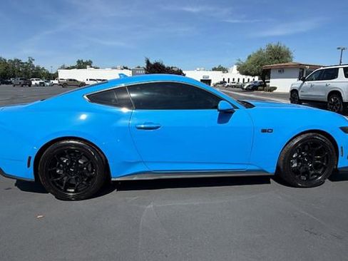 Used 2025 Ford Mustang GT RWD image 4