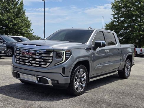 Used 2023 GMC Sierra 1500 Denali w/ Denali Reserve Package AWD/4WD image 1