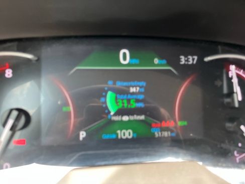 Used 2025 Toyota RAV4 XLE FWD image 9