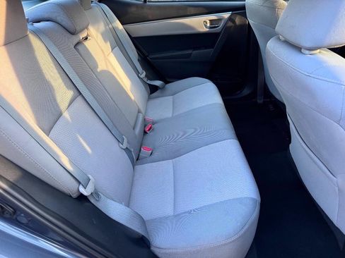Used 2015 Toyota Corolla LE FWD image 7