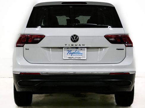 Used 2022 Volkswagen Tiguan SE AWD/4WD image 8