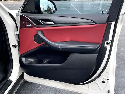 Used 2022 BMW X3 xDrive30i w/ Premium Package 2 image 22