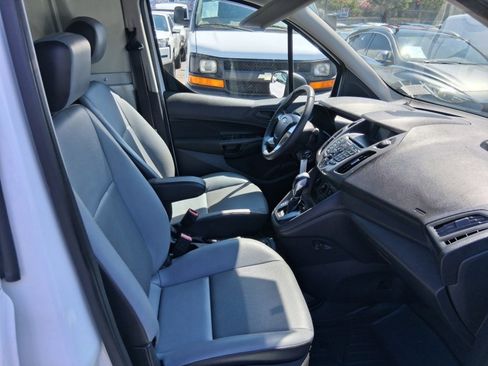 Used 2015 Ford Transit Connect XL FWD image 9
