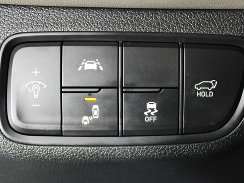 Used 2019 Hyundai Santa Fe FWD image 25