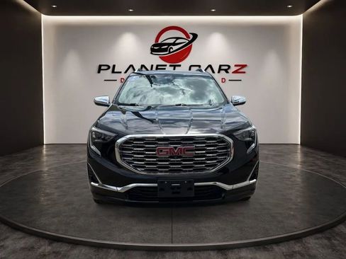 Used 2019 GMC Terrain Denali w/ Advanced Safety Package FWD image 8