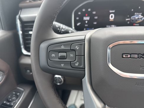 New 2026 GMC Sierra 2500 Denali AWD/4WD image 18