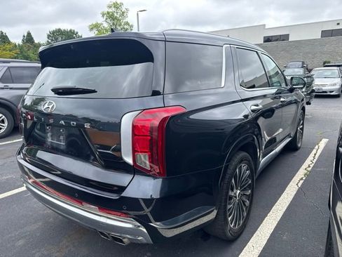 Used 2024 Hyundai Palisade Calligraphy FWD image 5