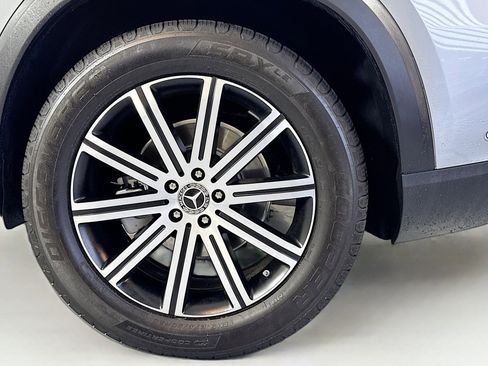 Certified 2025 Mercedes-Benz GLE 350 4MATIC w/ Winter Package image 30